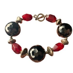 5/$25 😻 Vintage Red and Black Beaded Bracelet